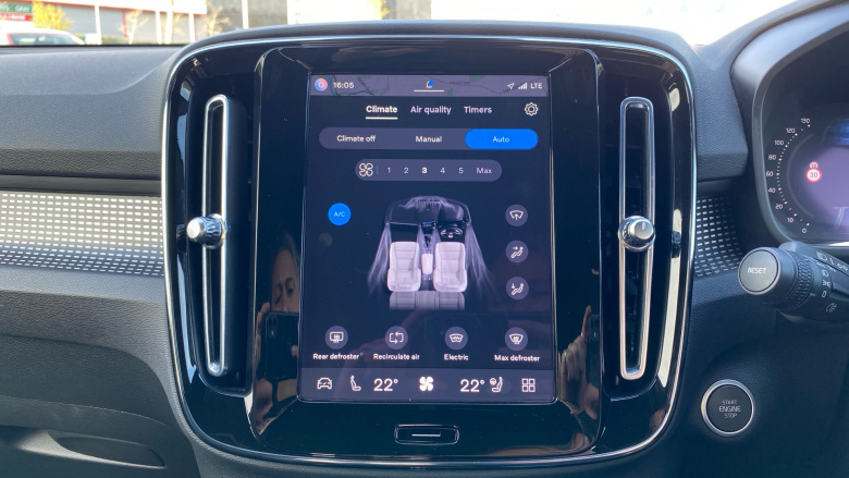 Volvo XC40 2.0 B3P Plus Dark 5dr Auto Petrol Estate